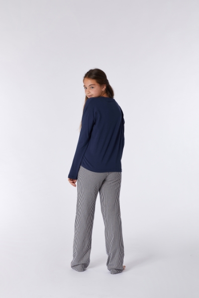 Resim 2-8 Yaş Kız Çocuk Pijama-Ypa - 885-Boğa Temalı Koyu Lacivert