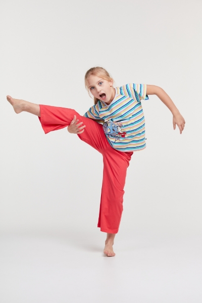 Resim 2-8 Yaş Kız Çocuk Pijama-Bsk - 917-Ahtapot Temalı Çizgili